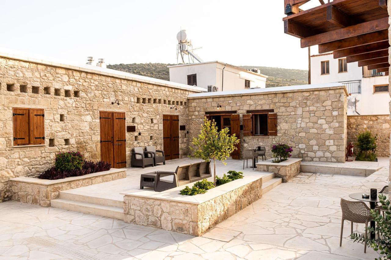 Harma Traditional Boutique Suites Paphos Exterior photo